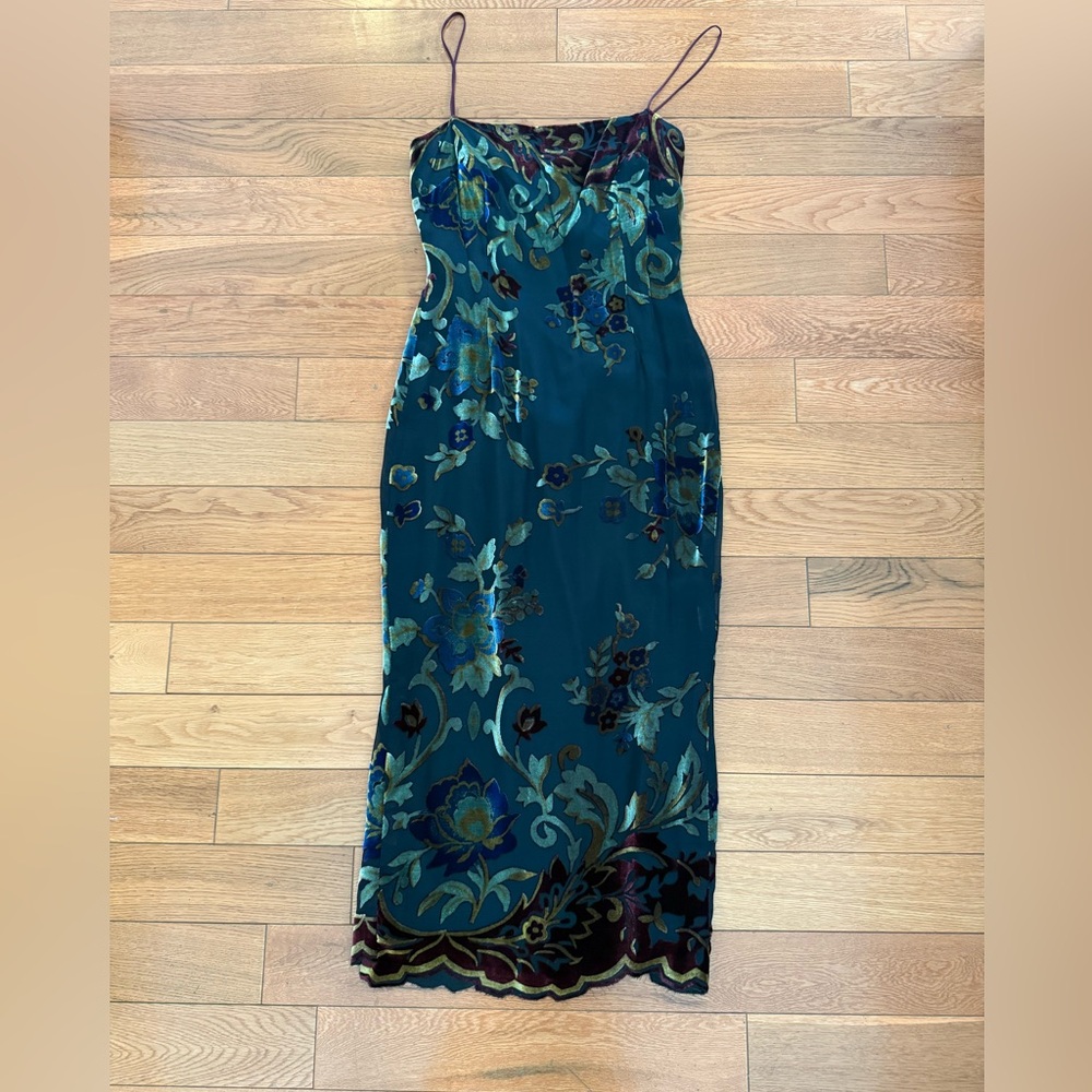 Alexia Admor Teal and Purple Floral Midi Dress